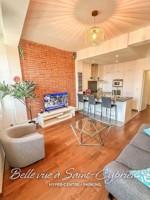 Apartment Belle Vue A Saint-cyprien-parking-hyper Centre *